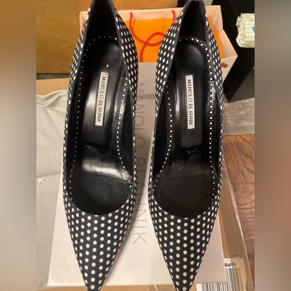 Manolo Blahnik shoes - Picture 4 of 11